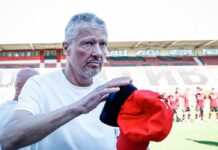 Любо получи пари от Валенсия penev