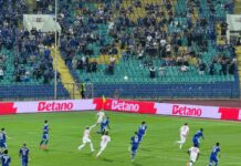 Защо първенството пречи на европейския облик на Левски? levski rb zalcburg (24)