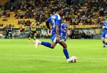 Двама са малко, трима са много botev plovdiv levski aldair
